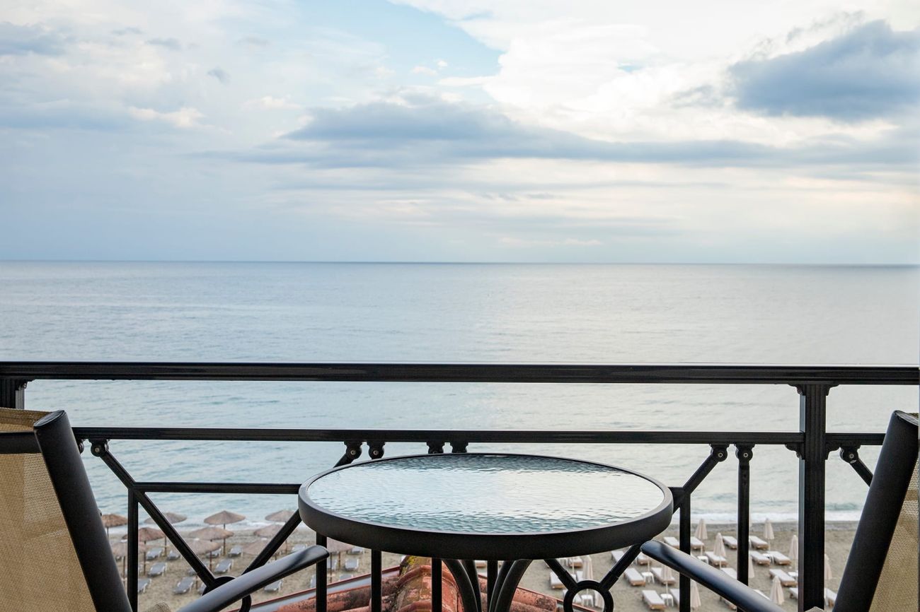 OCEANA Beach Hotel 3*