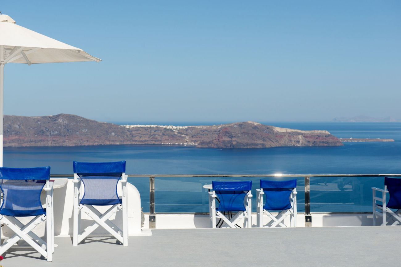 Vallas Apartments & Villas Santorini