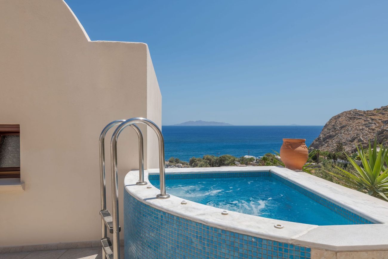 Epavlis Hotel and Spa 4*