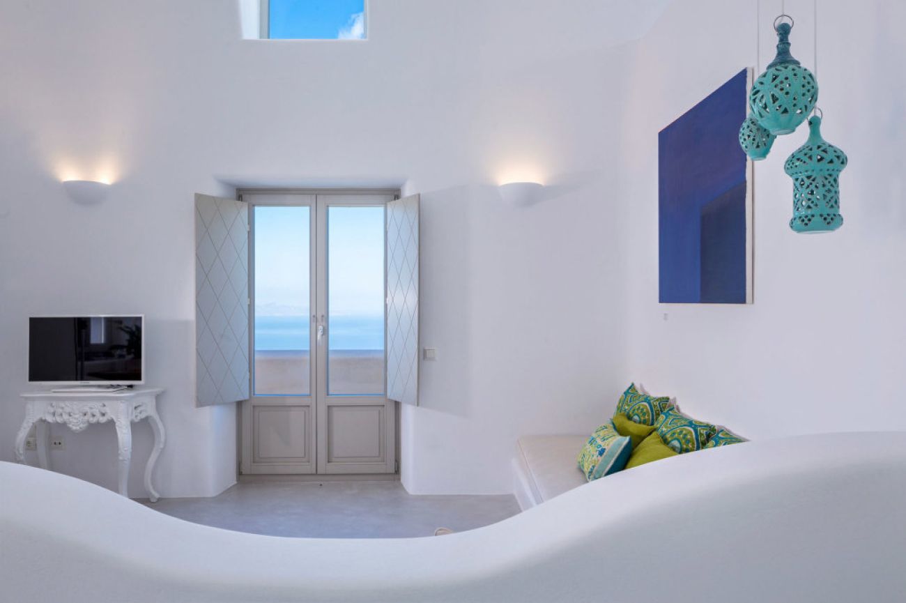 Skyfall Suites 5*