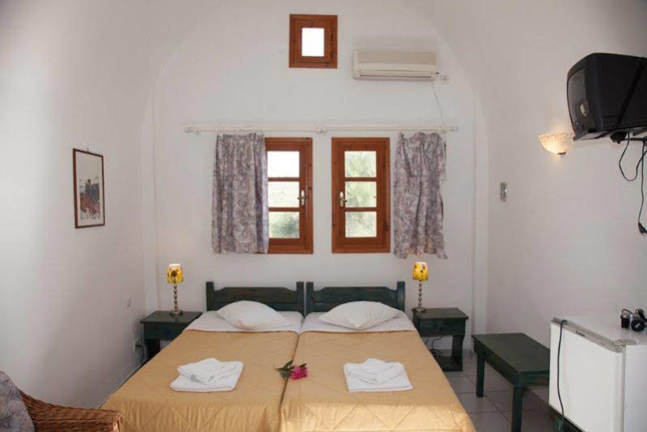Caldera View Resort 3*