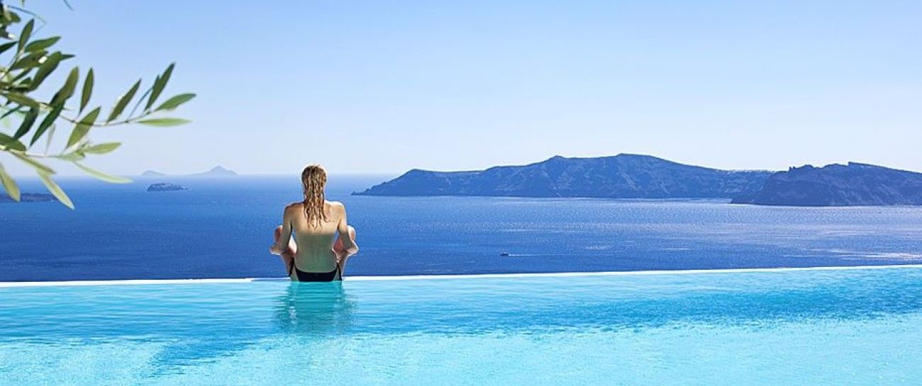 CSky Hotel Santorini 5*