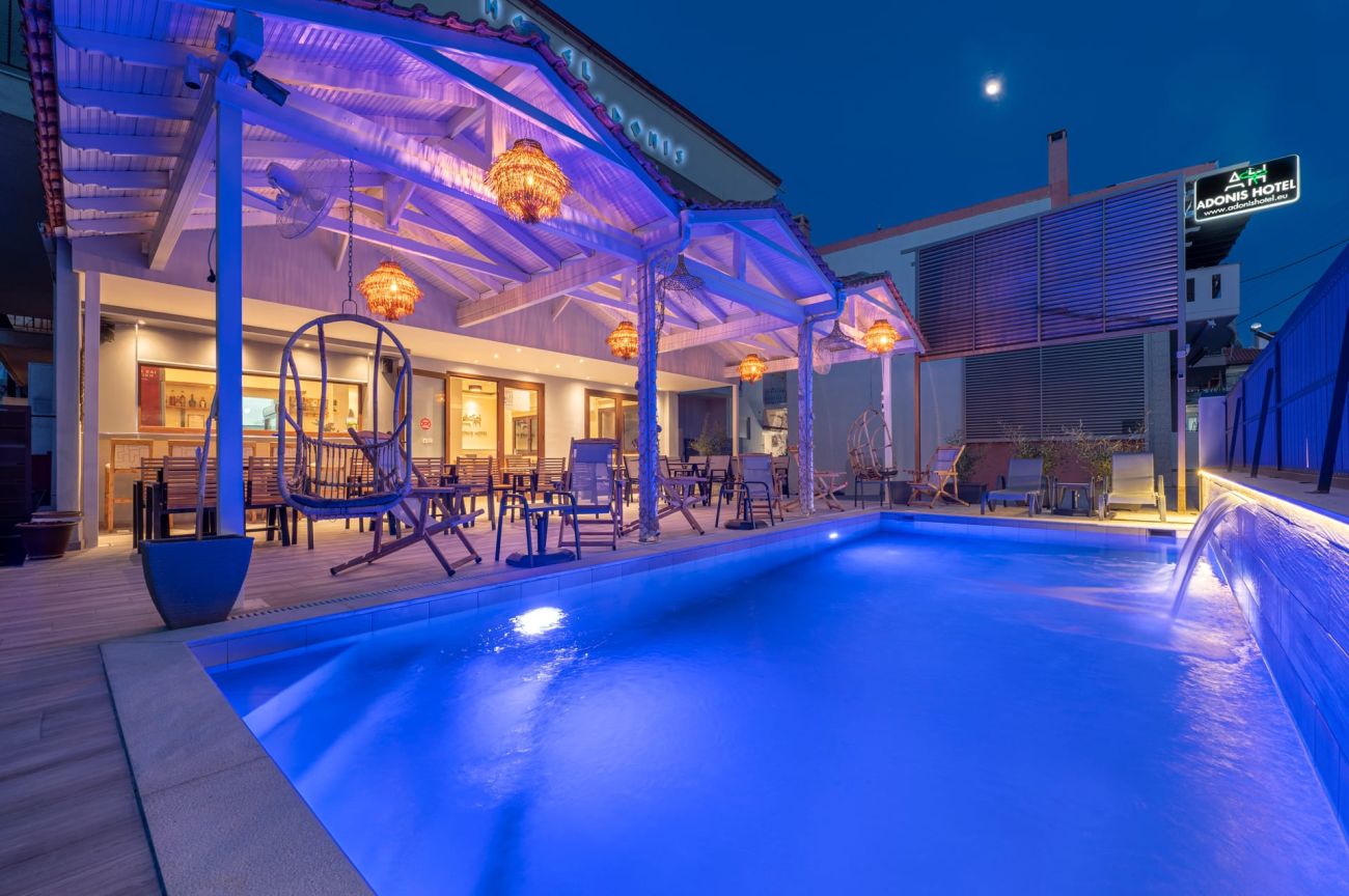 Adonis Hotel 1*