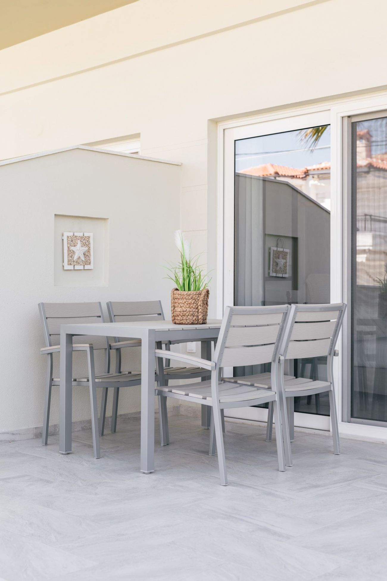 Minthi Boutique Apartments