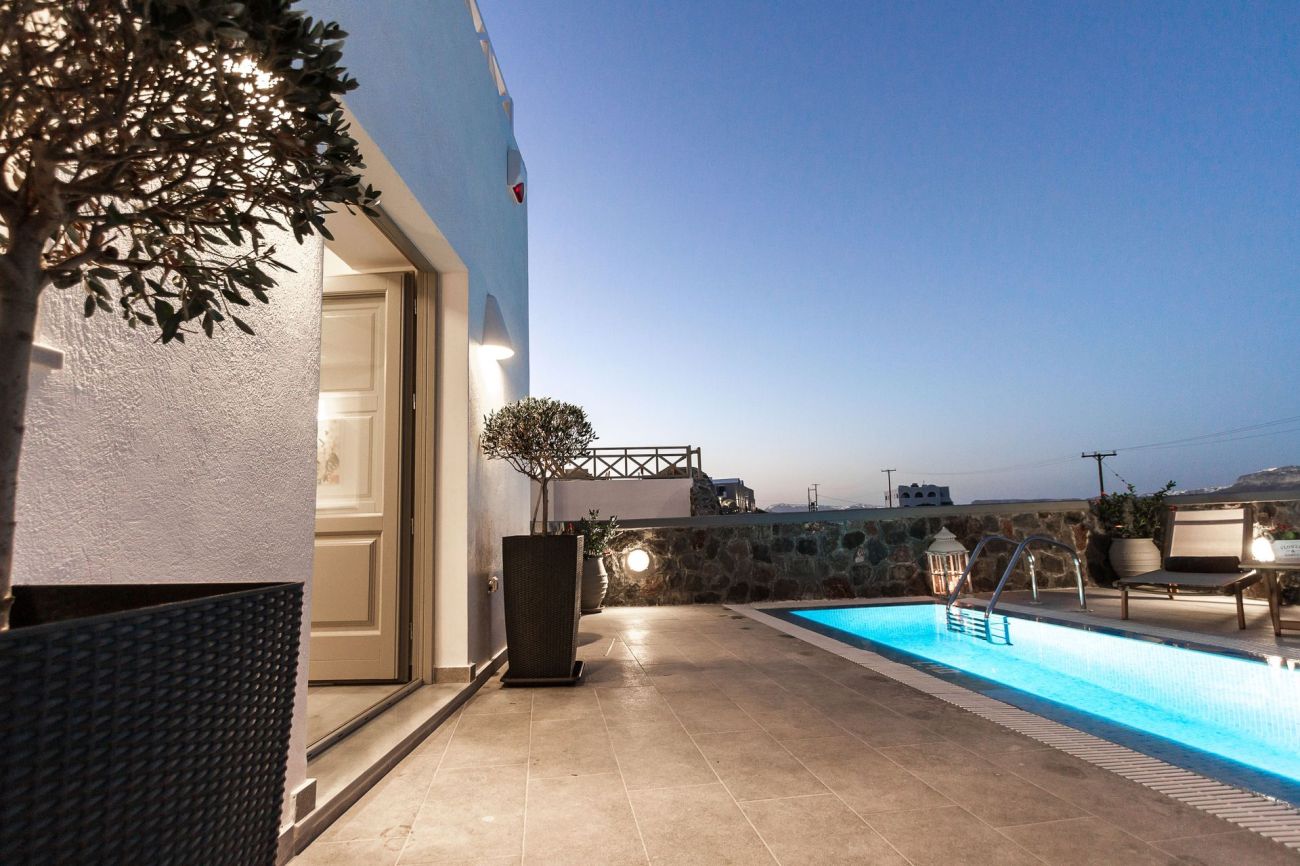 Mathios Luxury Homes Santorini 4*