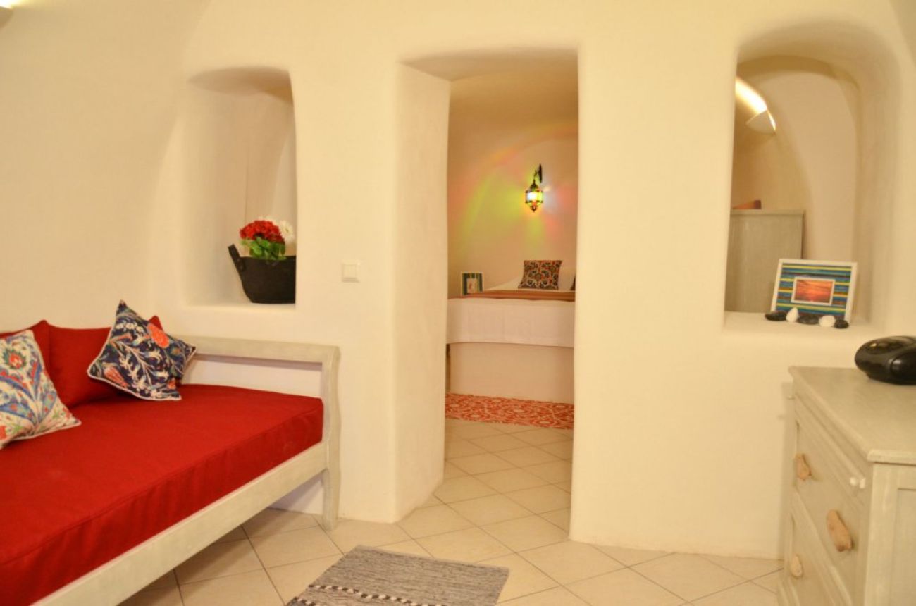 Villa Ariadni 3*