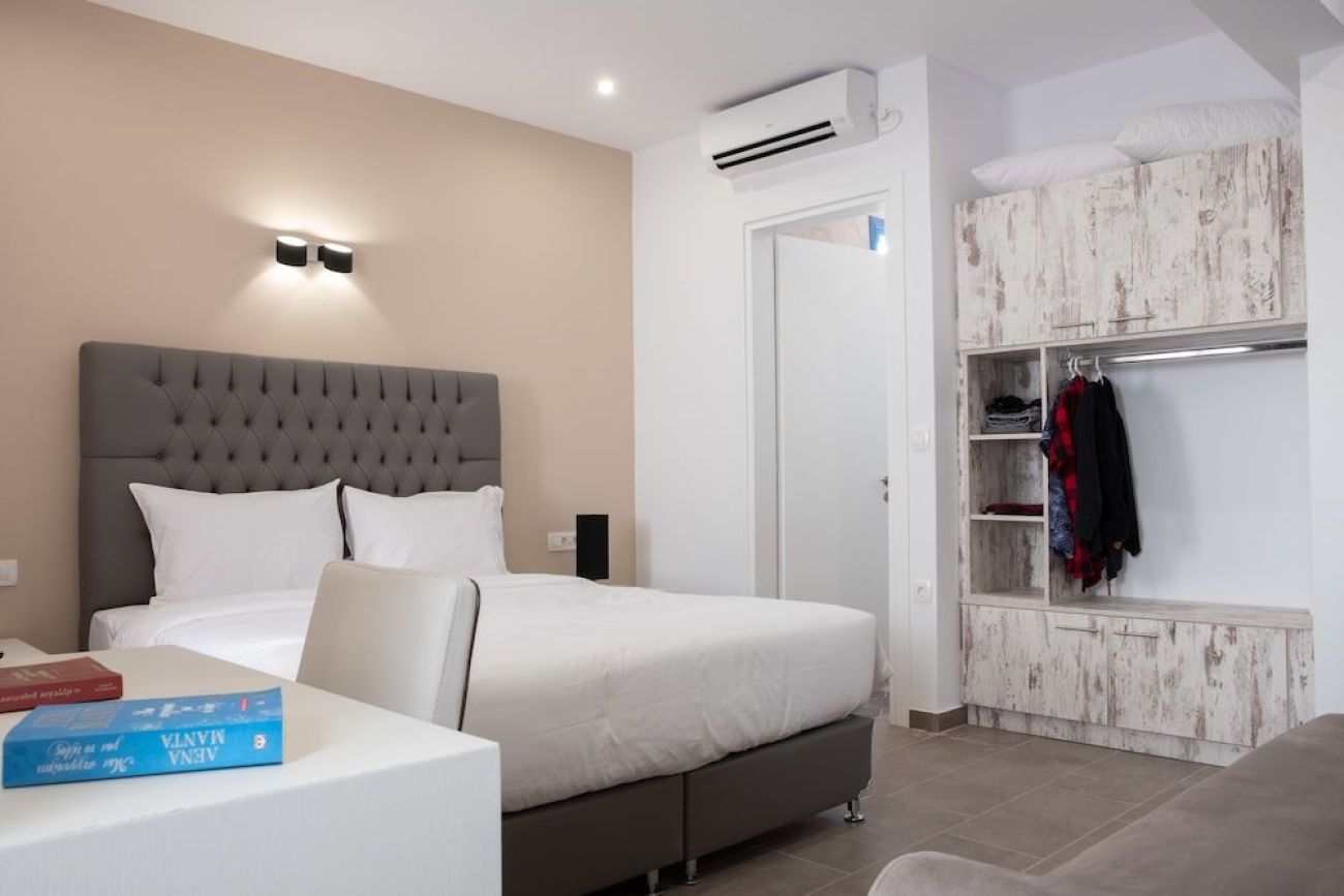 Tristhenia Hotel 3*