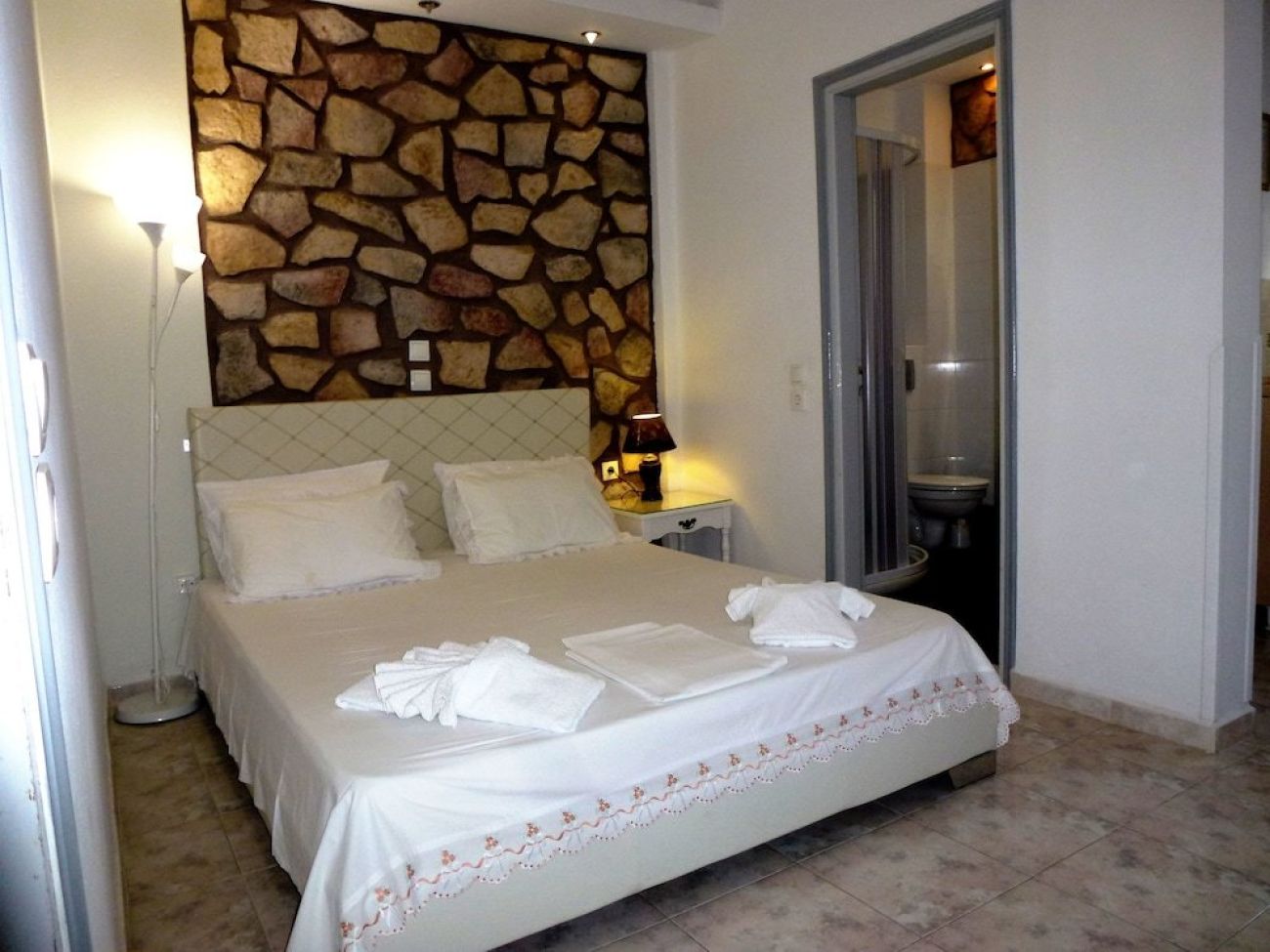 Atalos Suites 3*