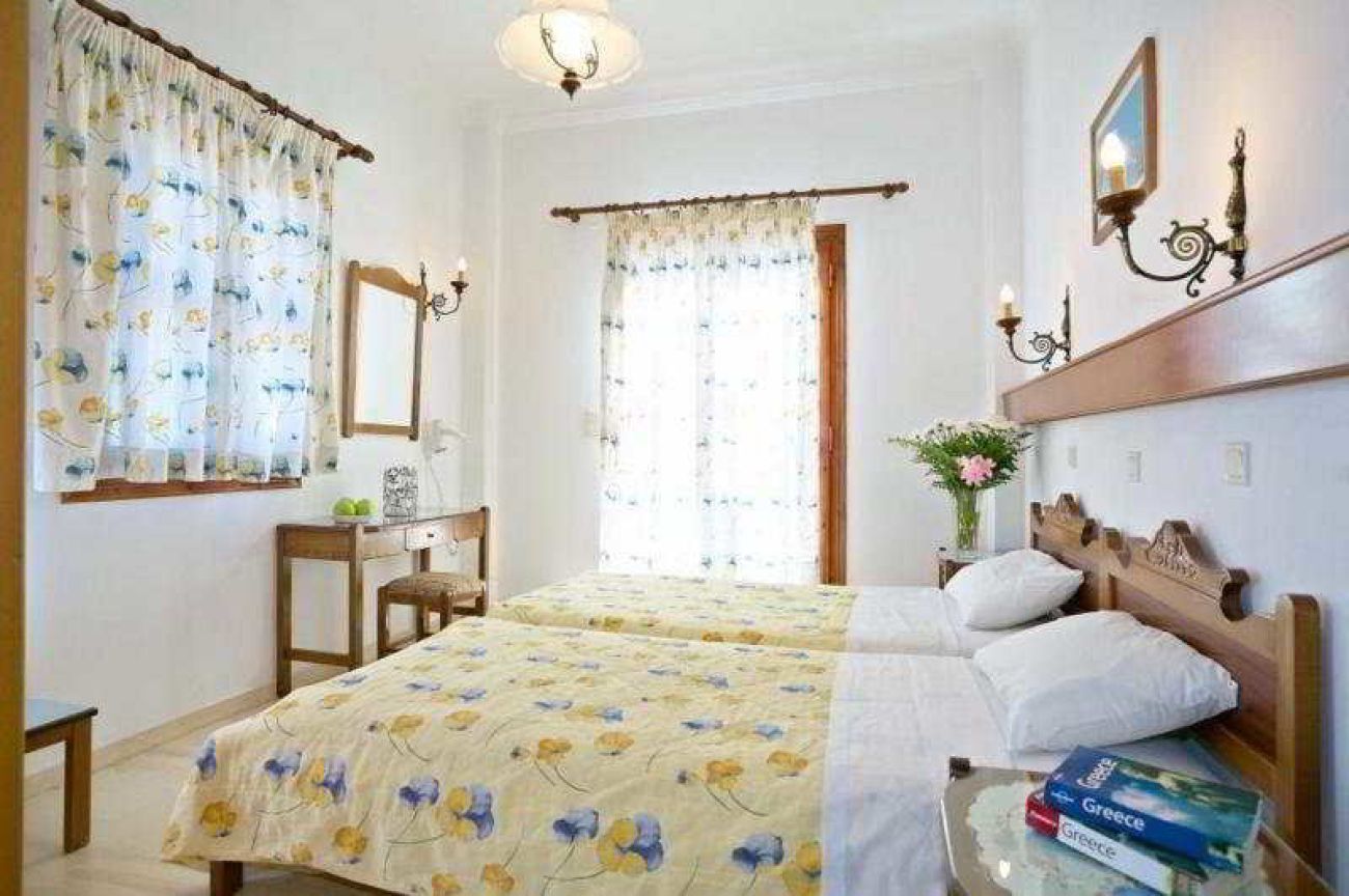 Aparthotel Black Sand 3*