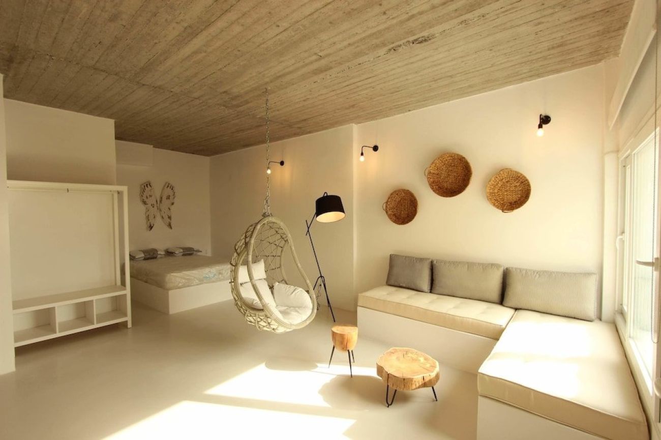 Mesanto Luxury Suites 3*