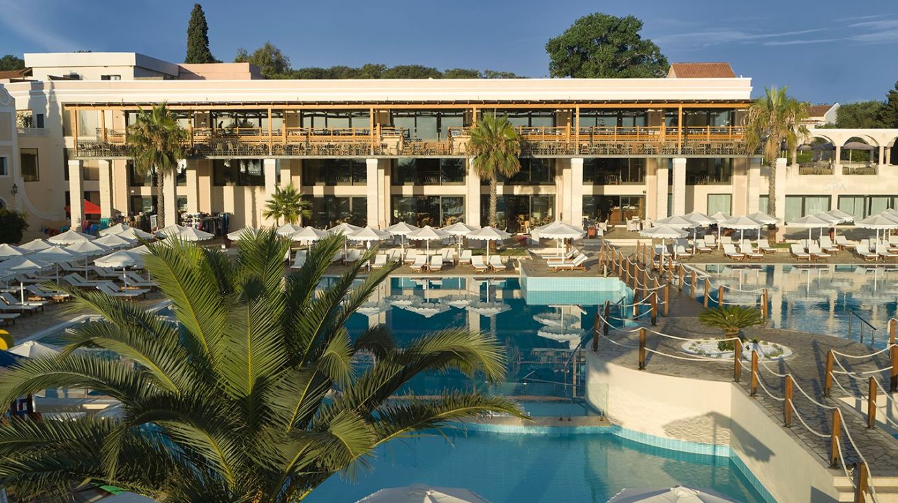 Roda Beach Resort and Spa 5*