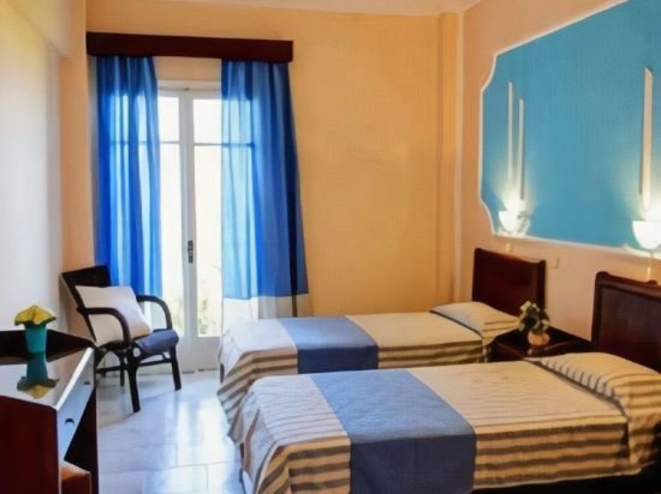 Sirena Beach Hotel 3*
