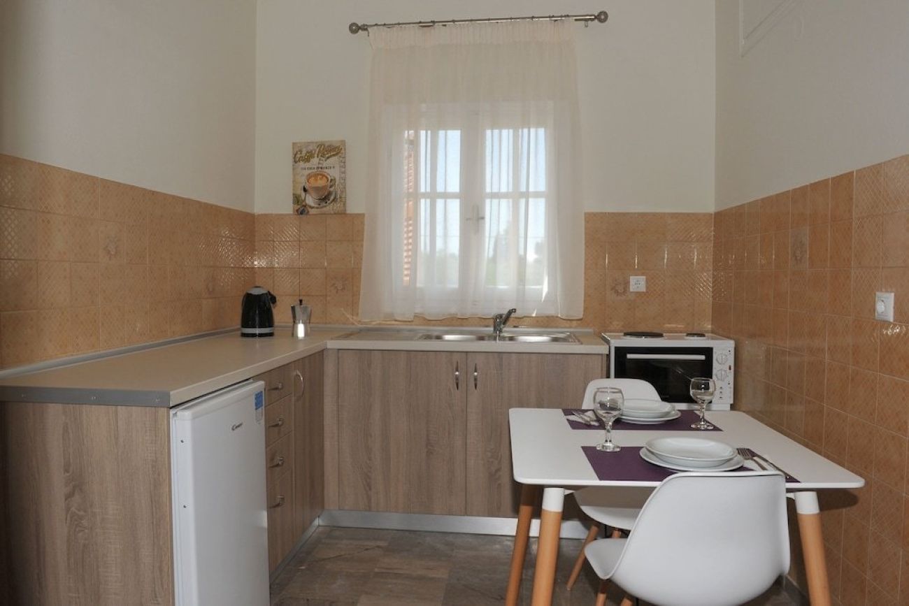 Anna Apartments