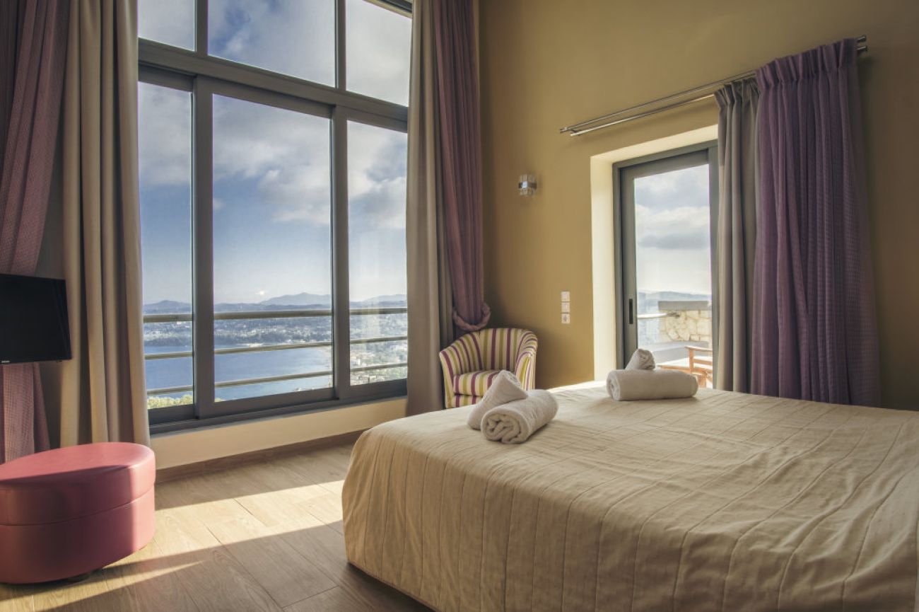 KASTRAKI EPAVLIS Villa 4*