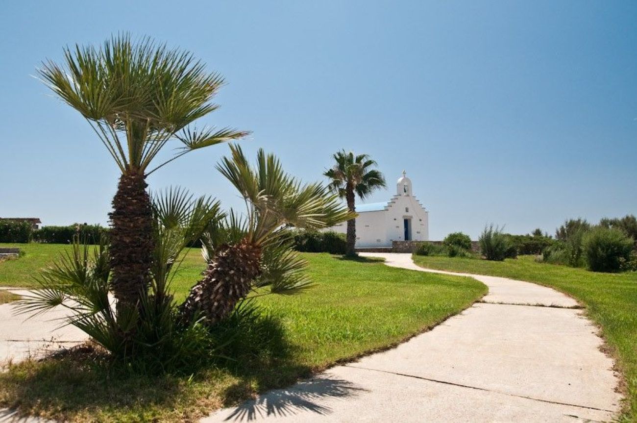 Poseidon of Paros 5*