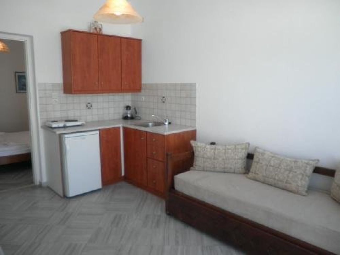 Hara Studios and Apartments