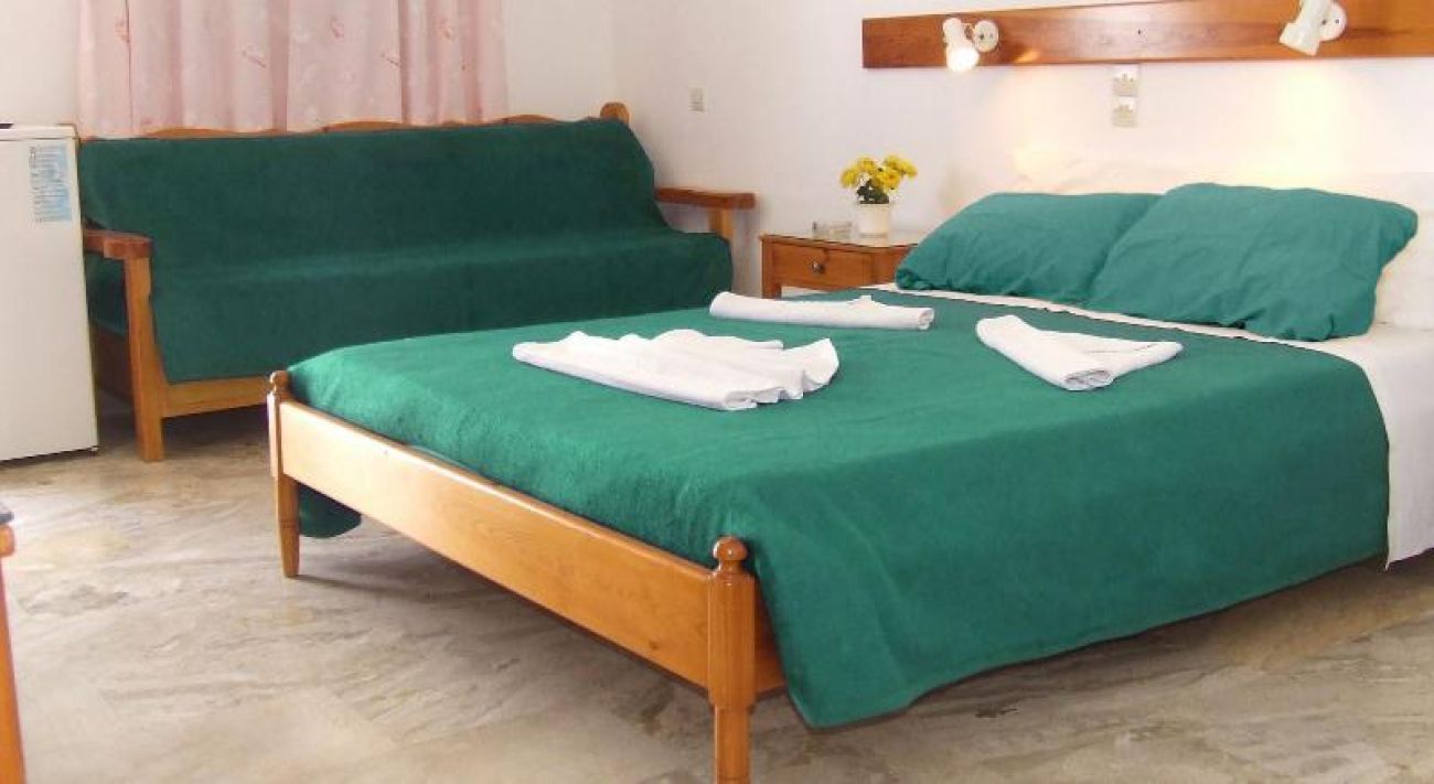 Eleftheria Rooms 3*