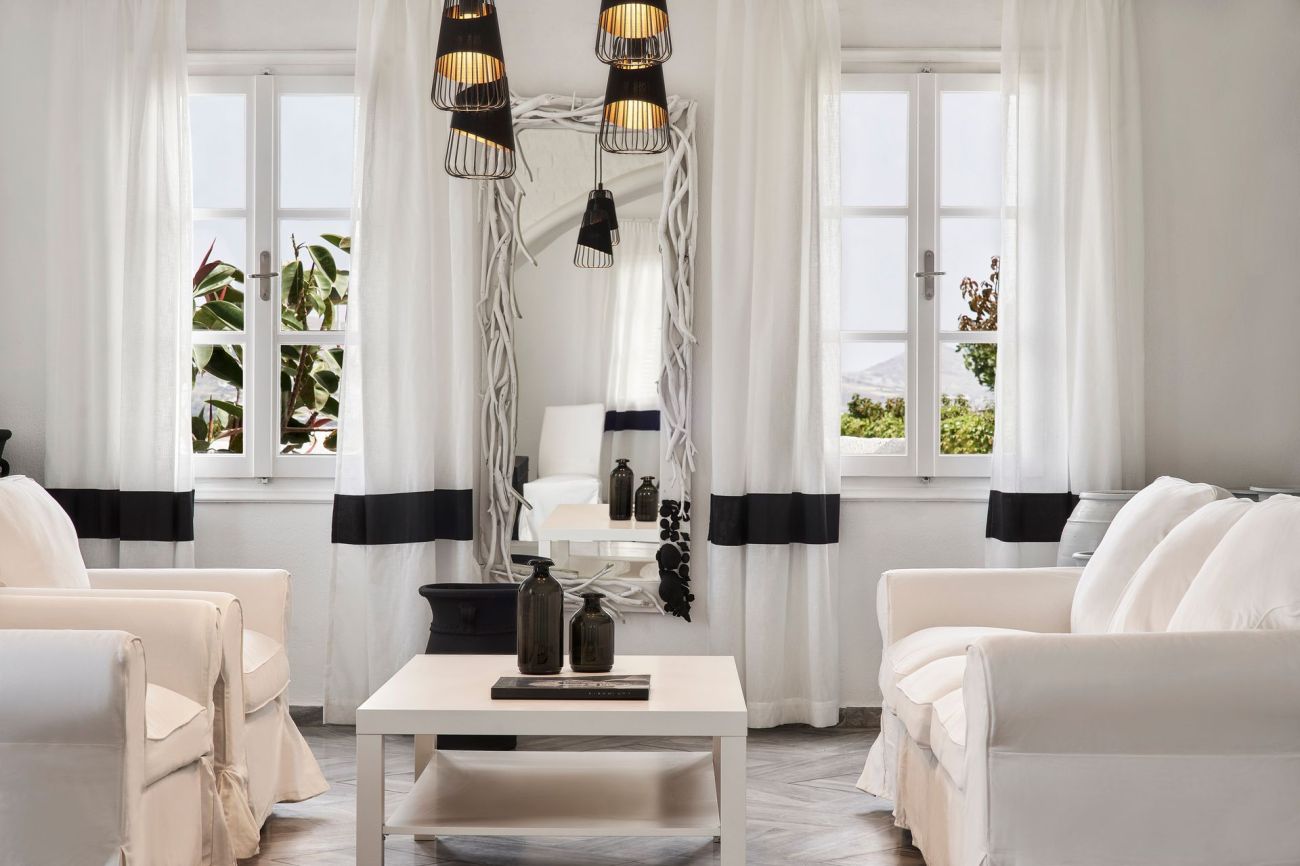 High Mill Paros 4*