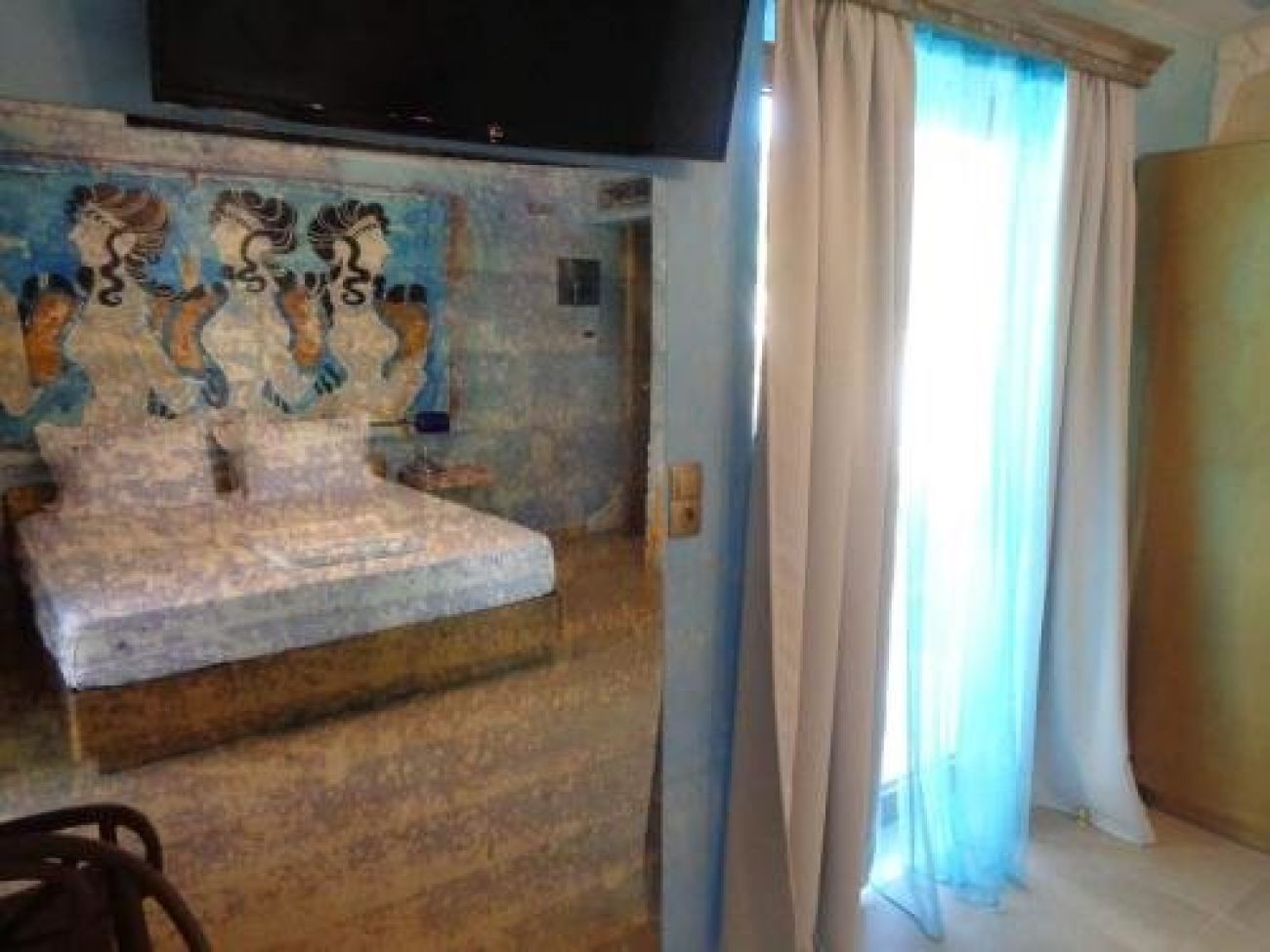 Leda Suites 3*