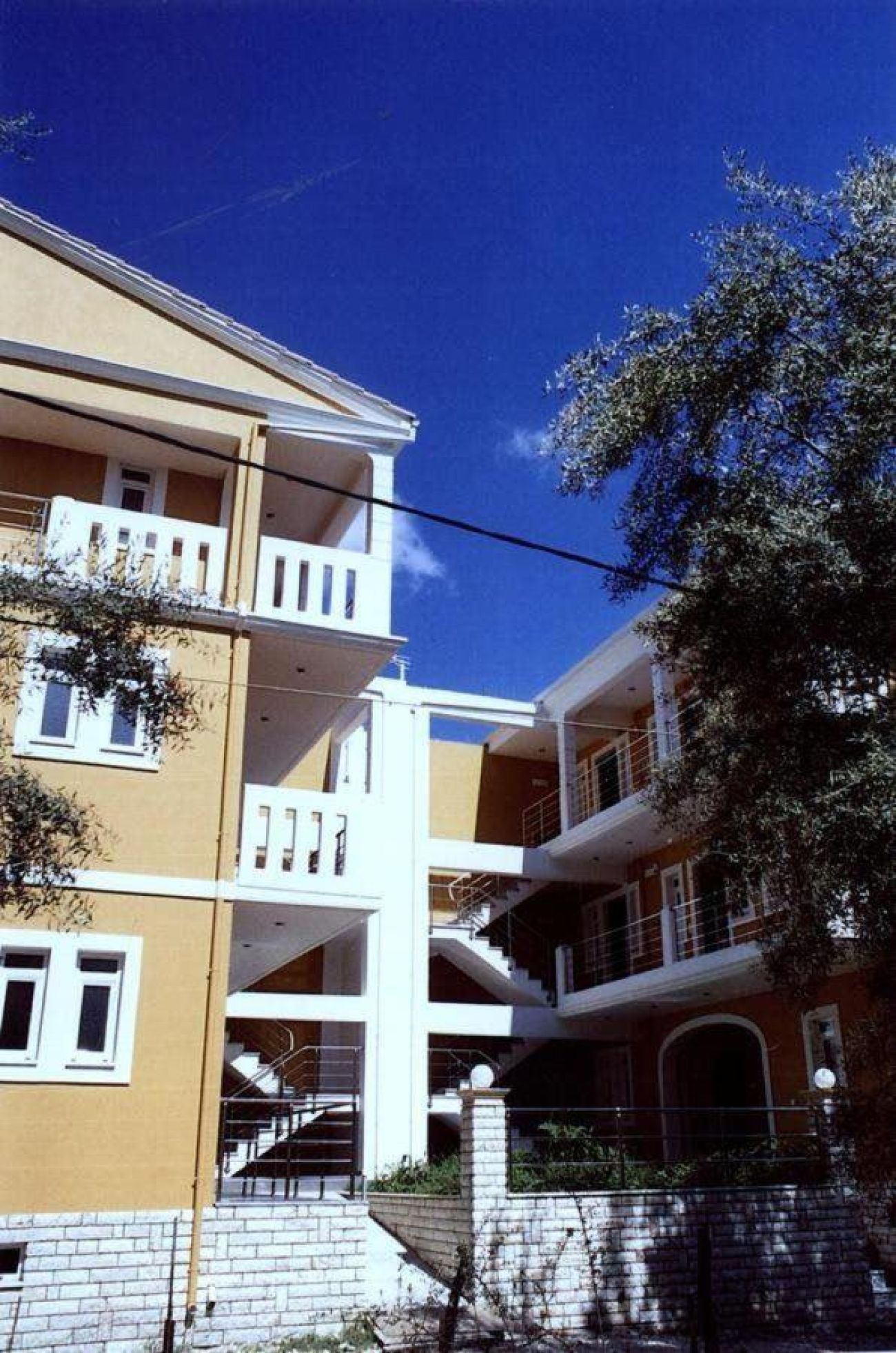 Summertime Inn 3*