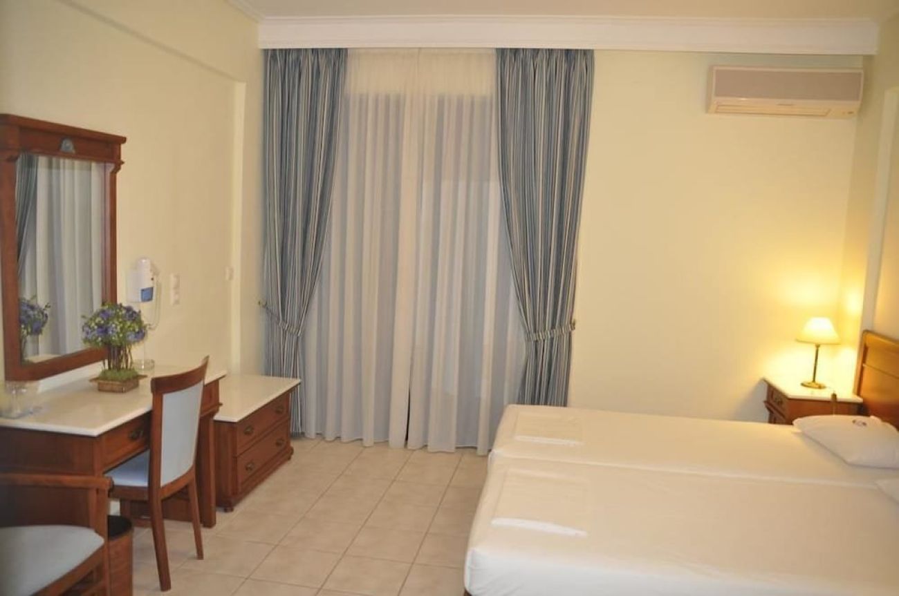 Florena Hotel 2*