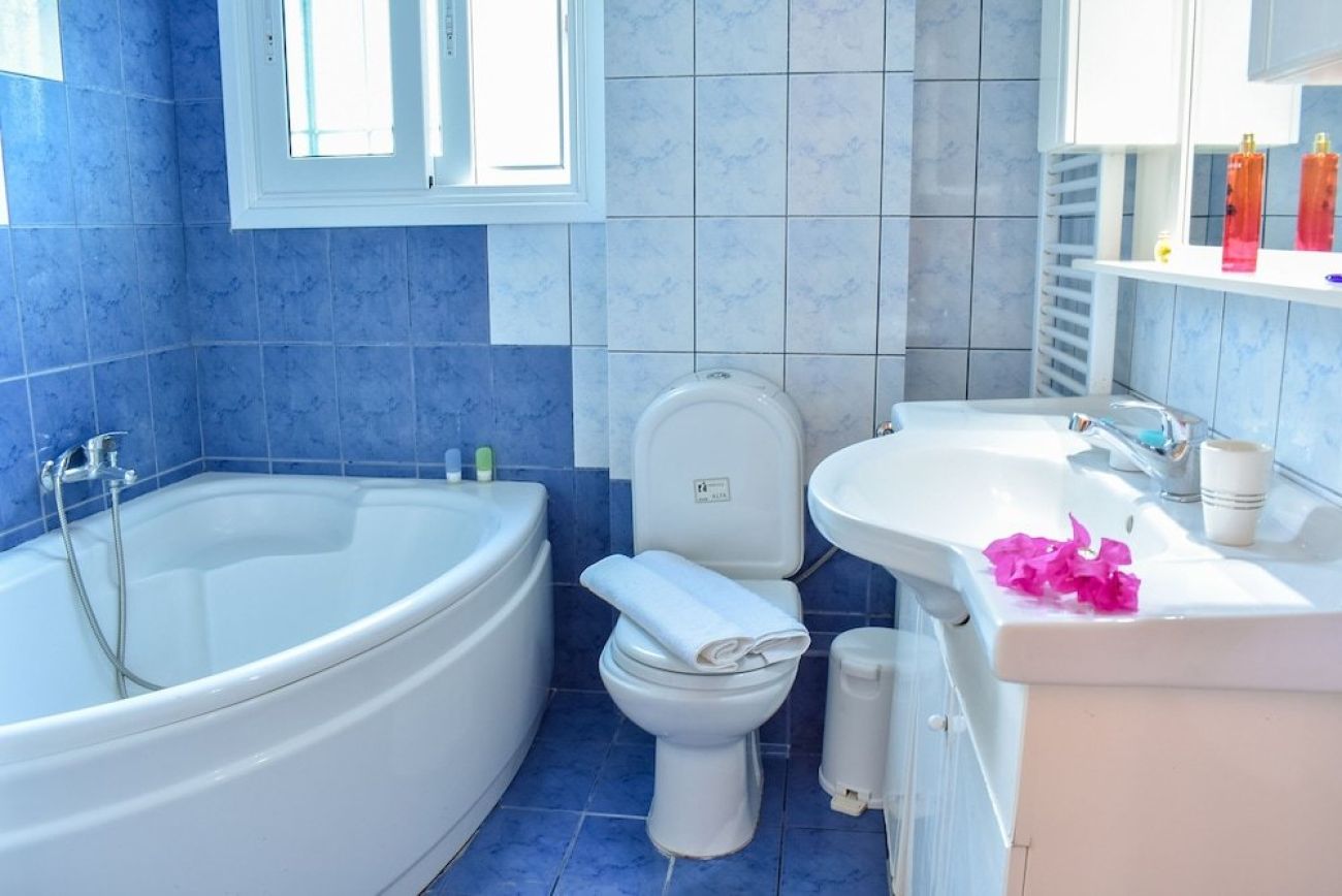 Vicky's Village House 3*