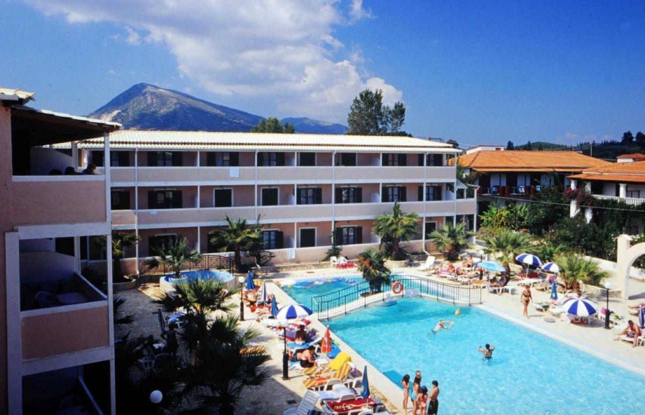 Perkes Hotel Complex 3*