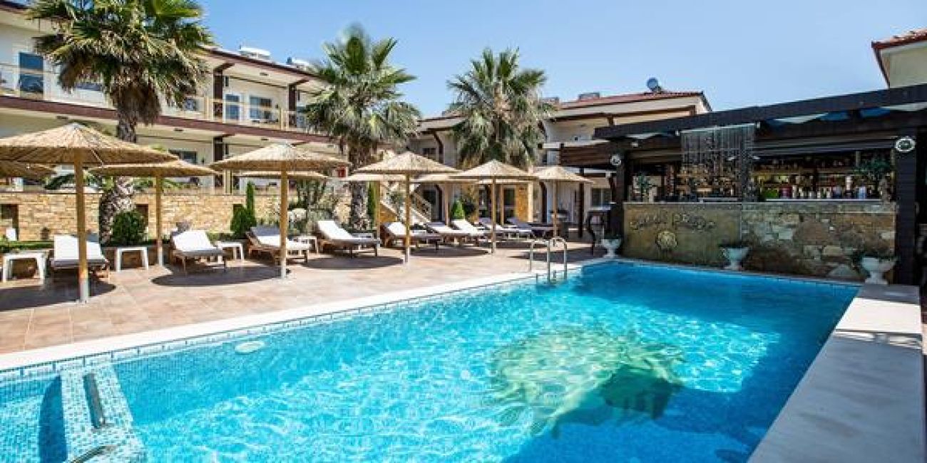 Greek Pride Hotel & Apartments 4*
