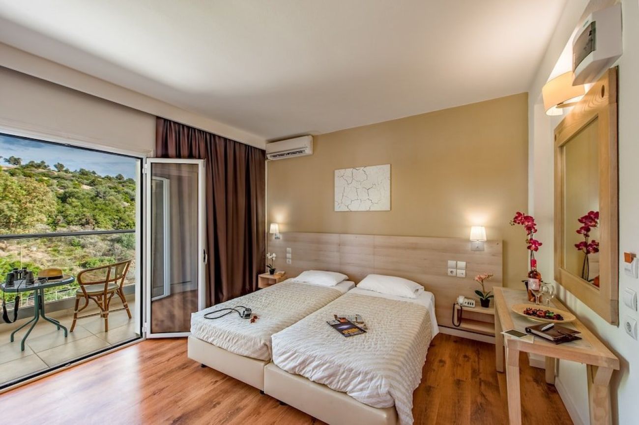 Amarynthos Resort 4*