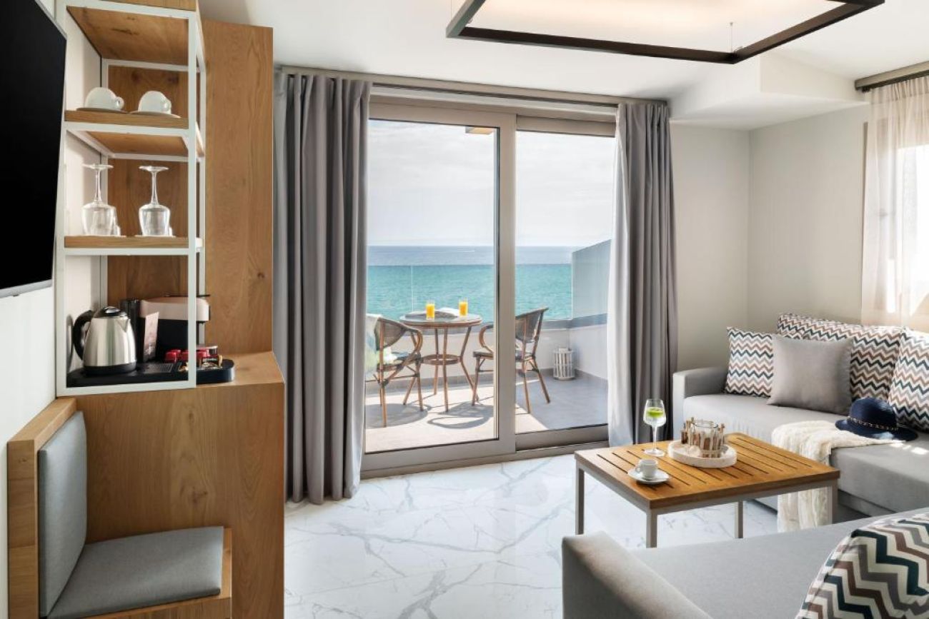 Sea Level Hotel 4*