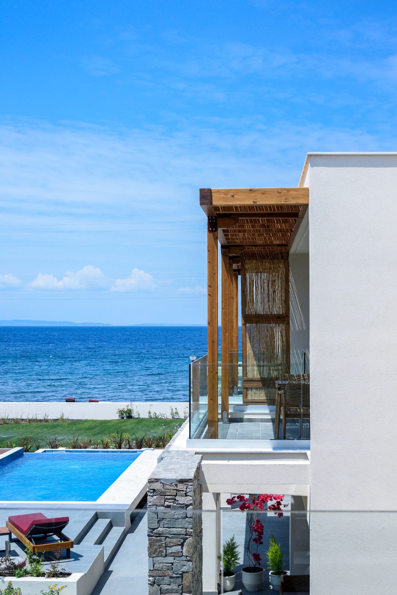 Amyntas Seafront Hotel 3*