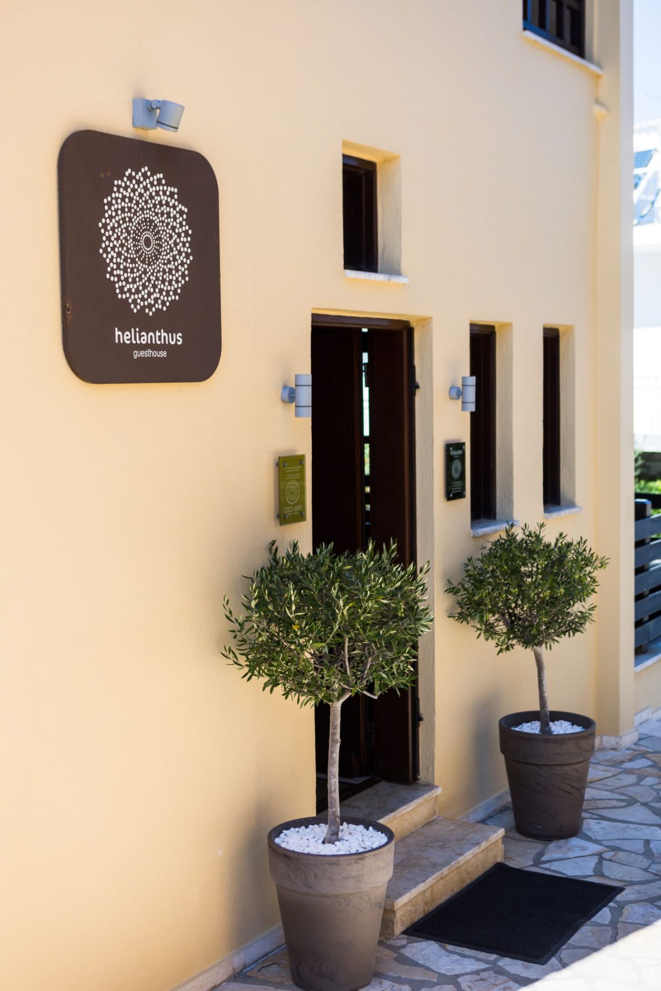 Helianthus Guesthouse 3*