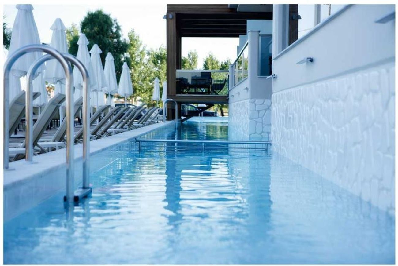 Cosmopolitan Hotel & Spa 4*