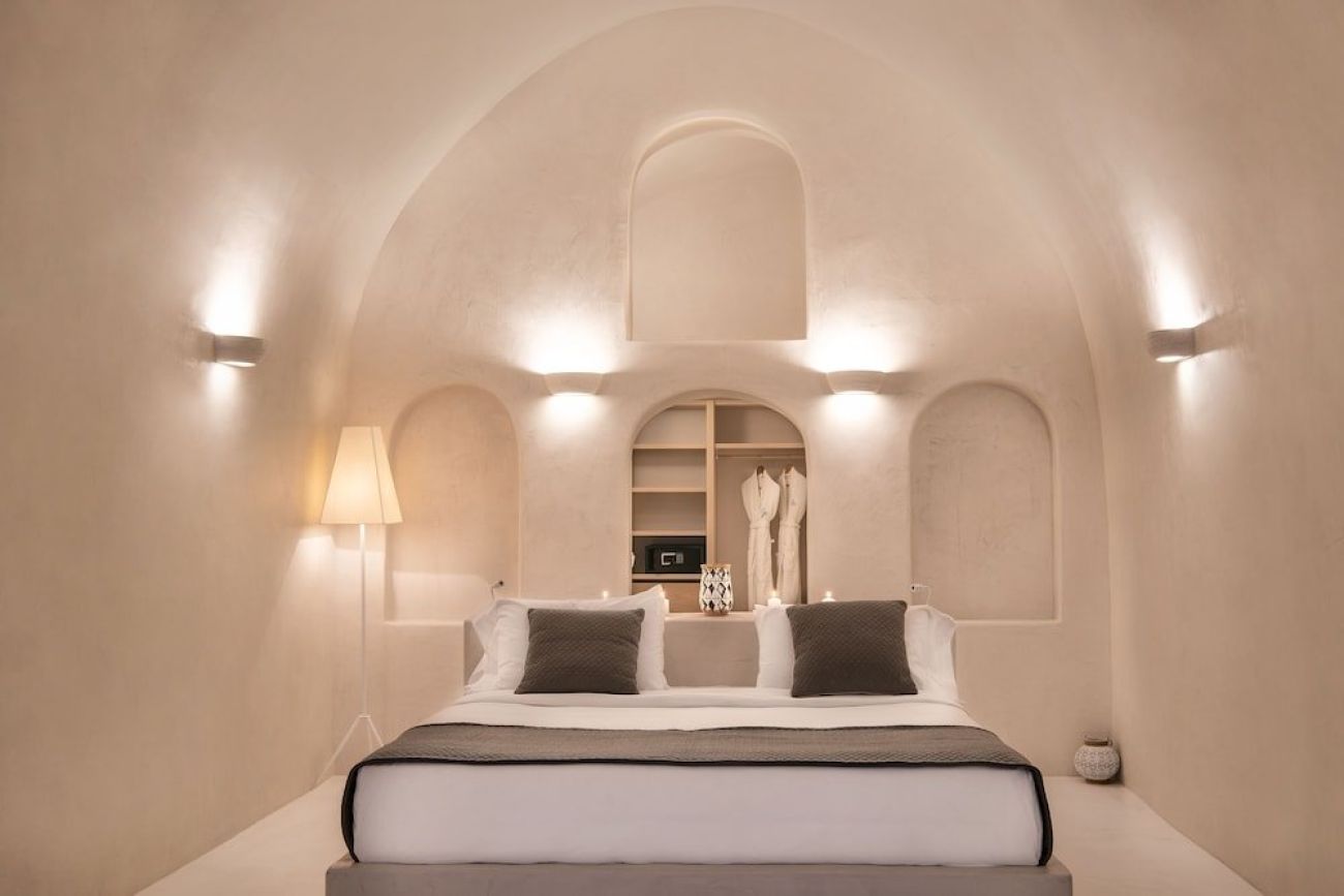 Villa Dusk and Dawn in Fira 4*