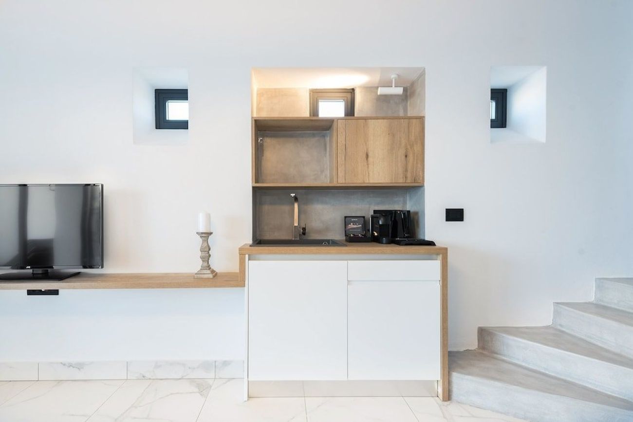 Karat Suites 3*