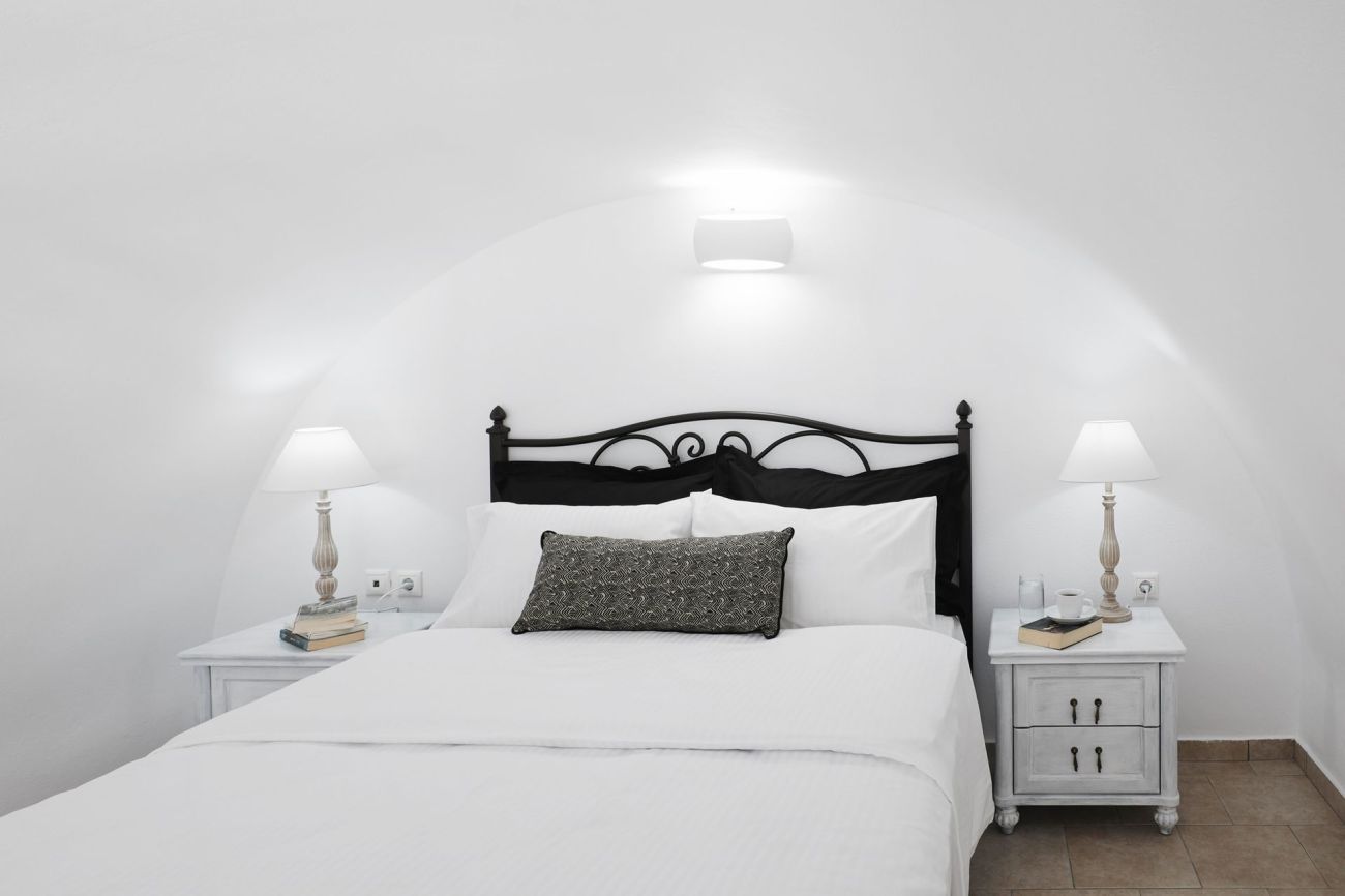 Golden East Hotel Santorini 4*