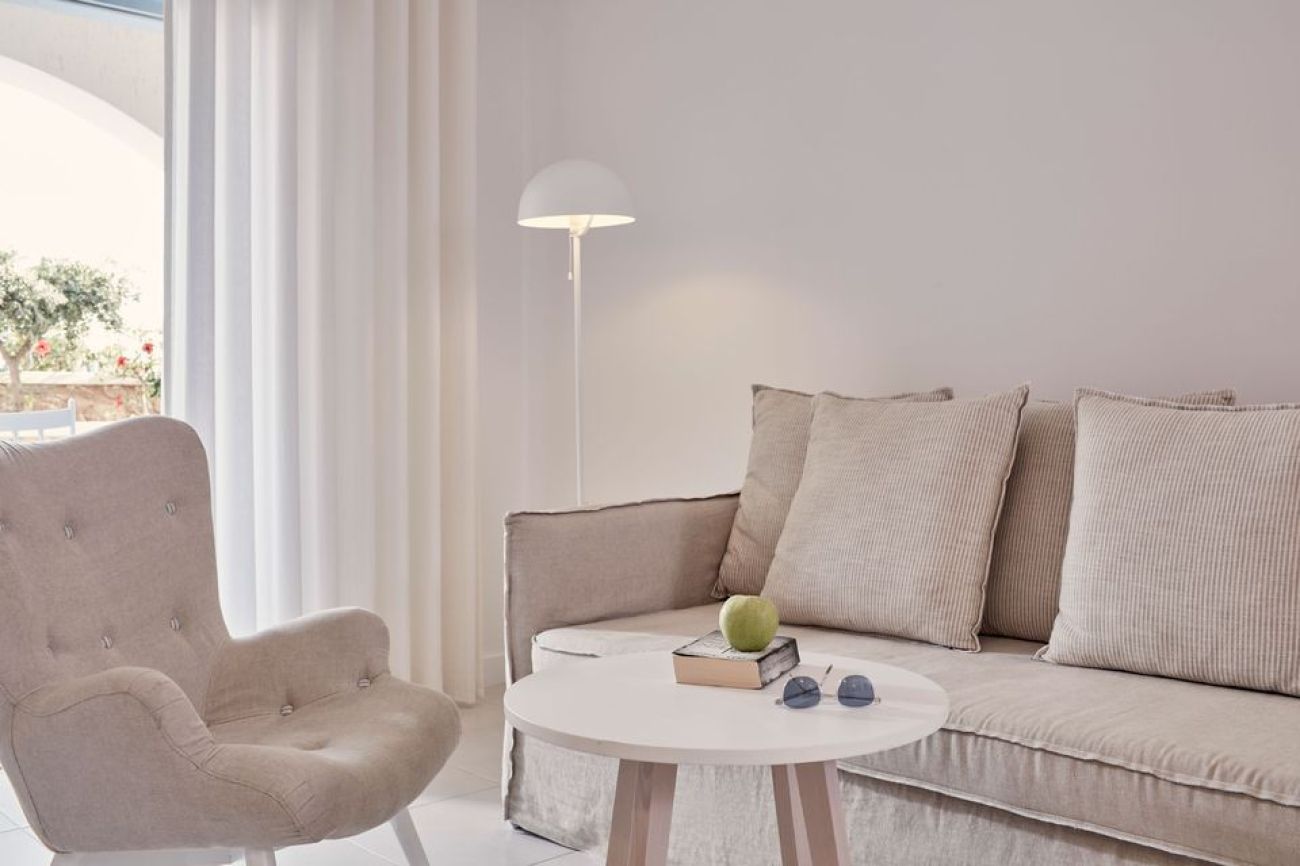 Santo Miramare Hotel Santorini 4*