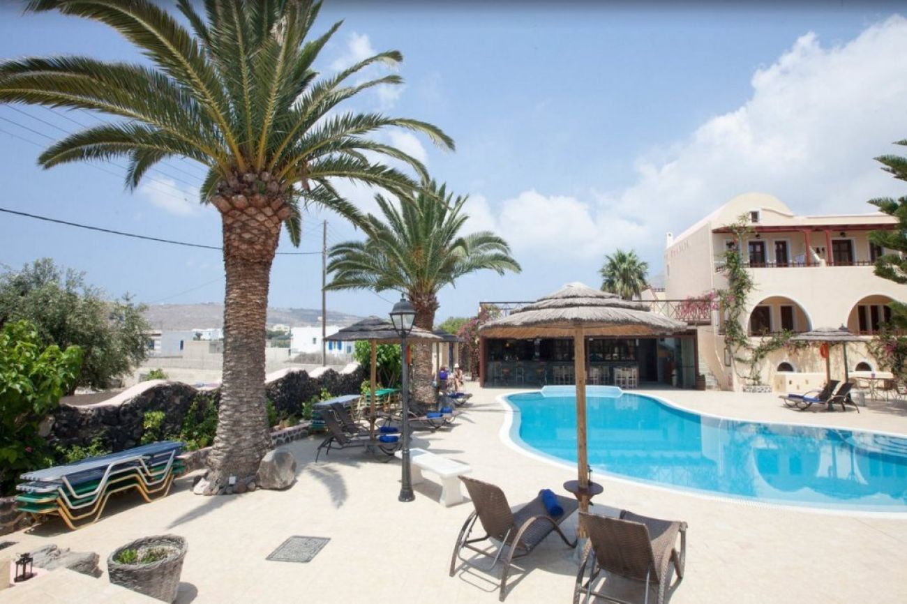 Smaragdi Hotel 3*