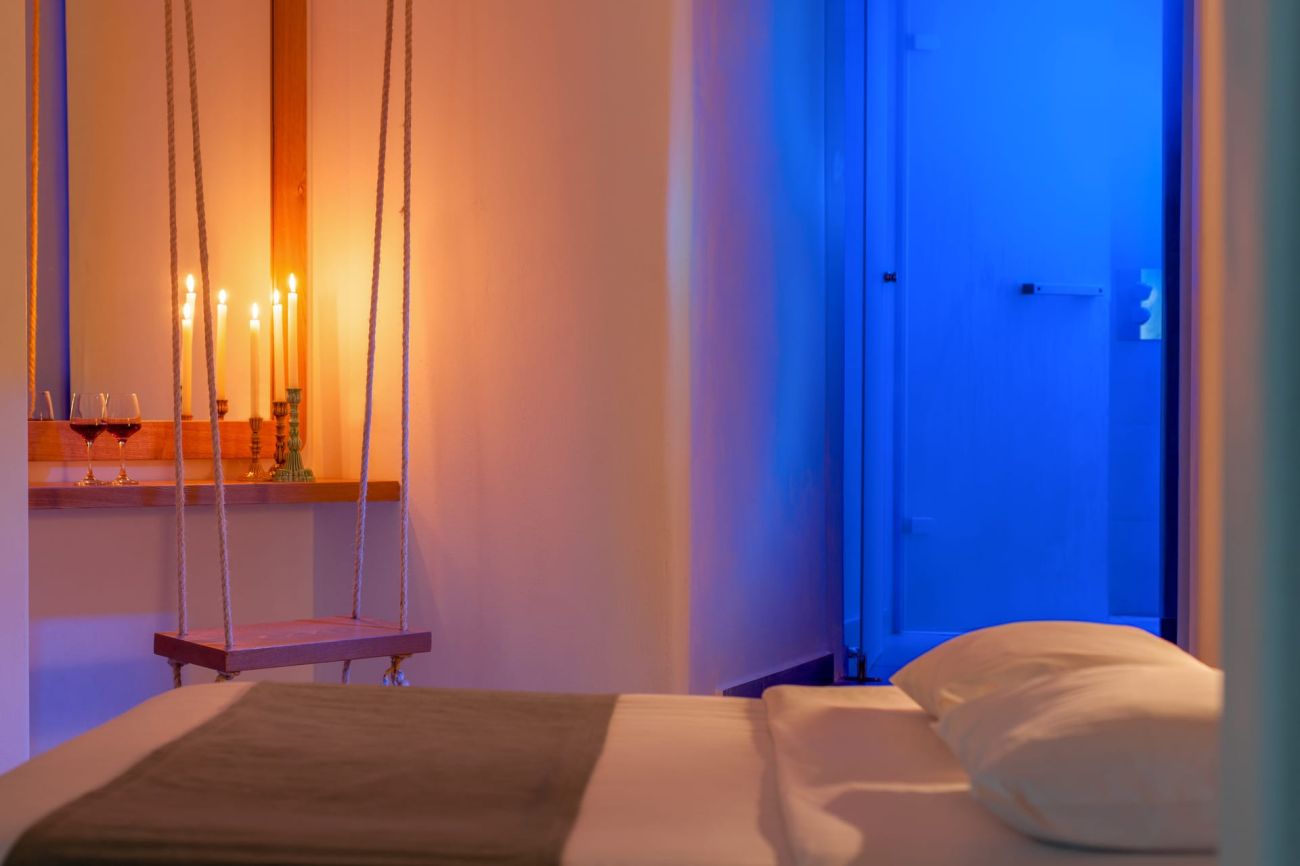 Neptune Luxury Spa Suites Santorini