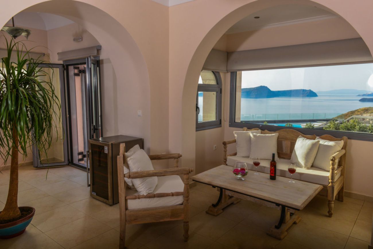 Our Villa Santorini 3*