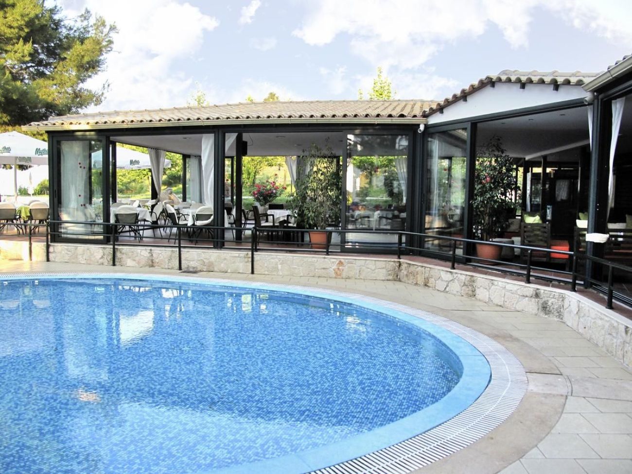 Lesse Hotel 4*