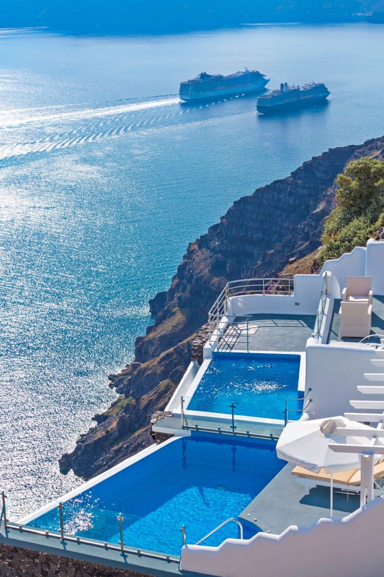 Pegasus Suites & Spa 5*