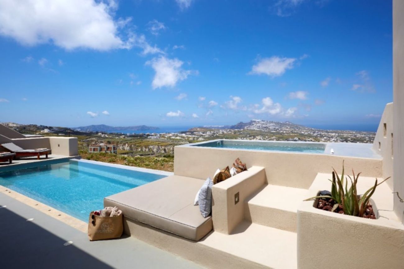 Santorini North Villas 3*