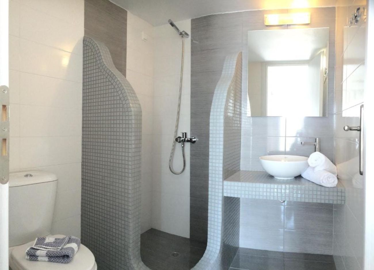 Aigli Villa 2*
