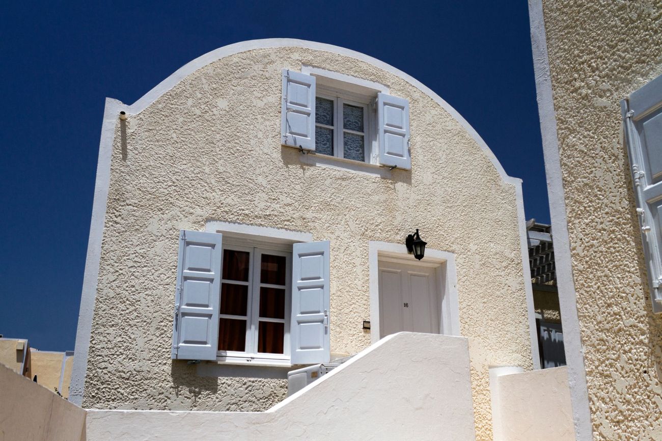 Dolphins Apartments Santorini 3*
