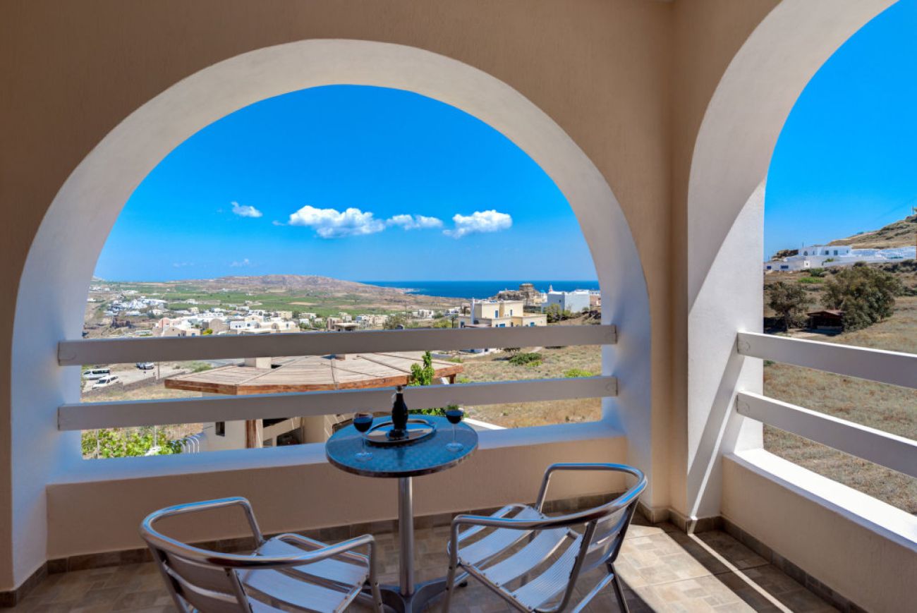 Akrotiri Apartments