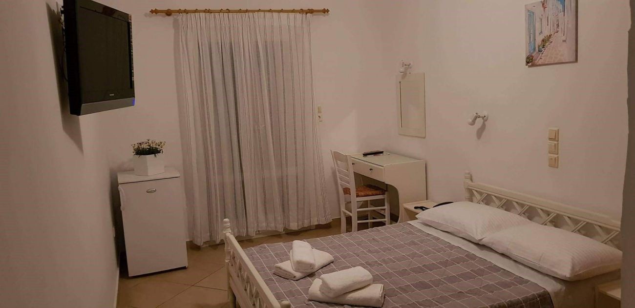 Ino Hotel Santorini