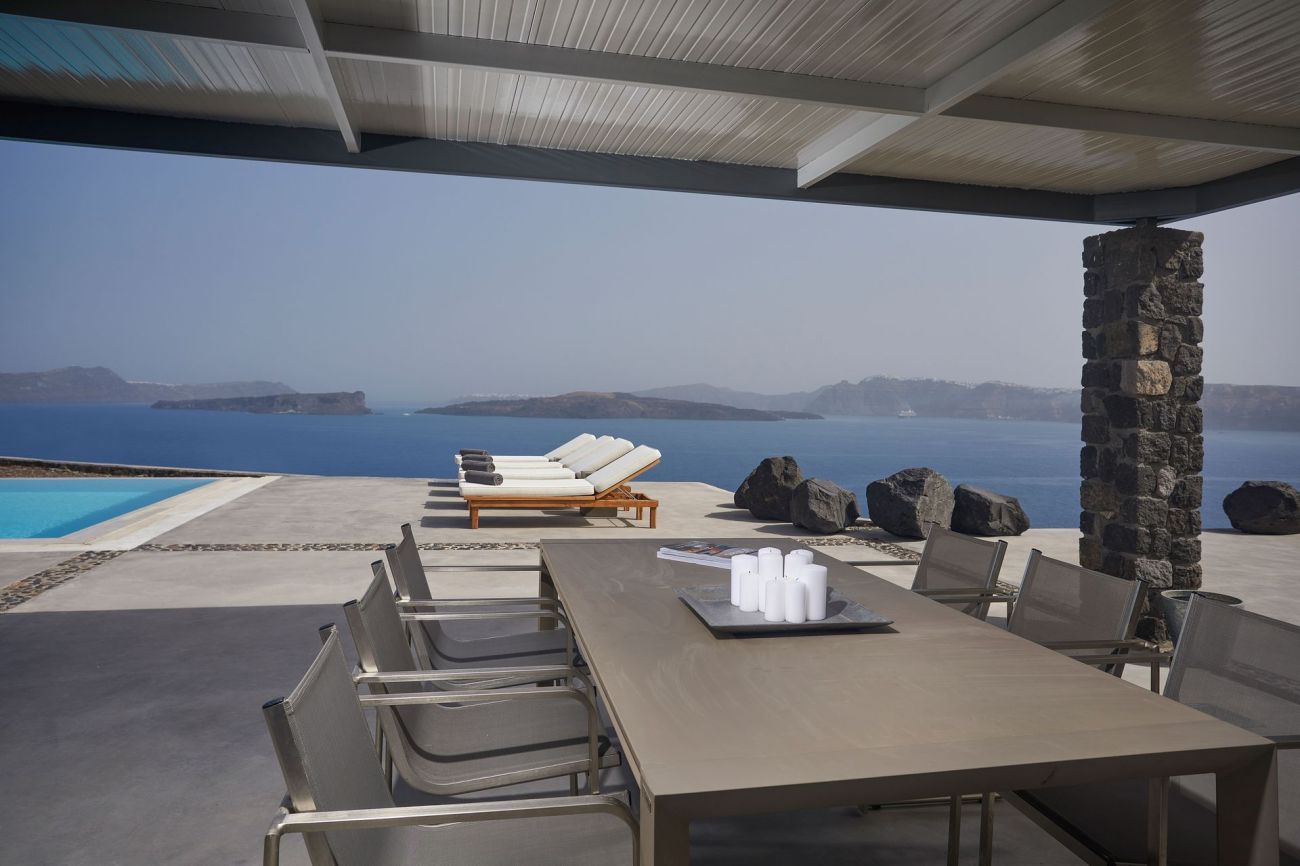 Akrotiri Private Residence 5*