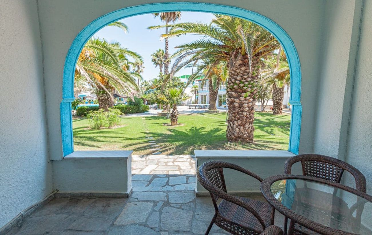 Tropical Hotel - Fourka 3*