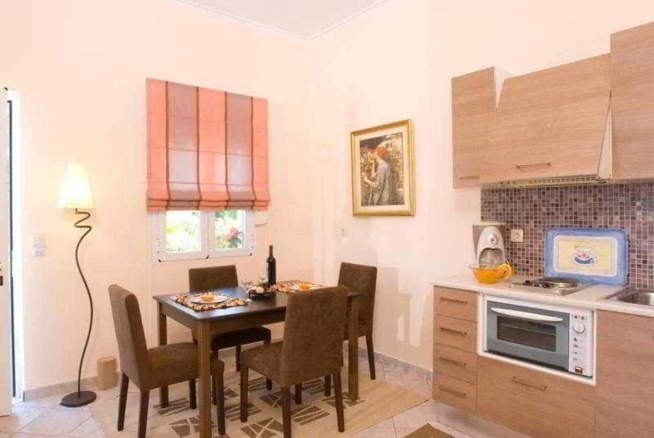 Chrismos Luxury Suites & Studios